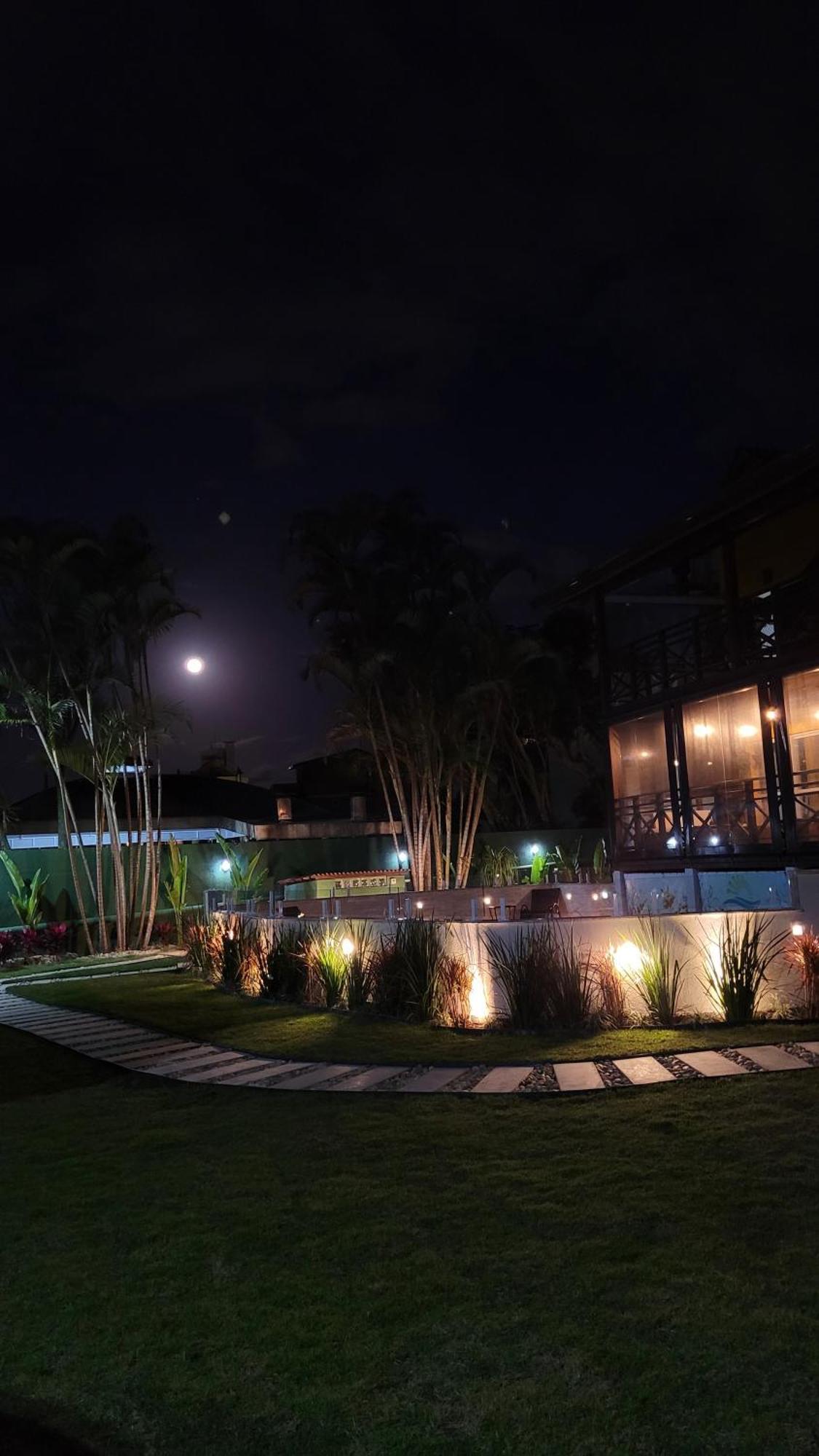 Apart Hotel Beira Do Mar ฟลอเรียนอโปลิส ภายนอก รูปภาพ