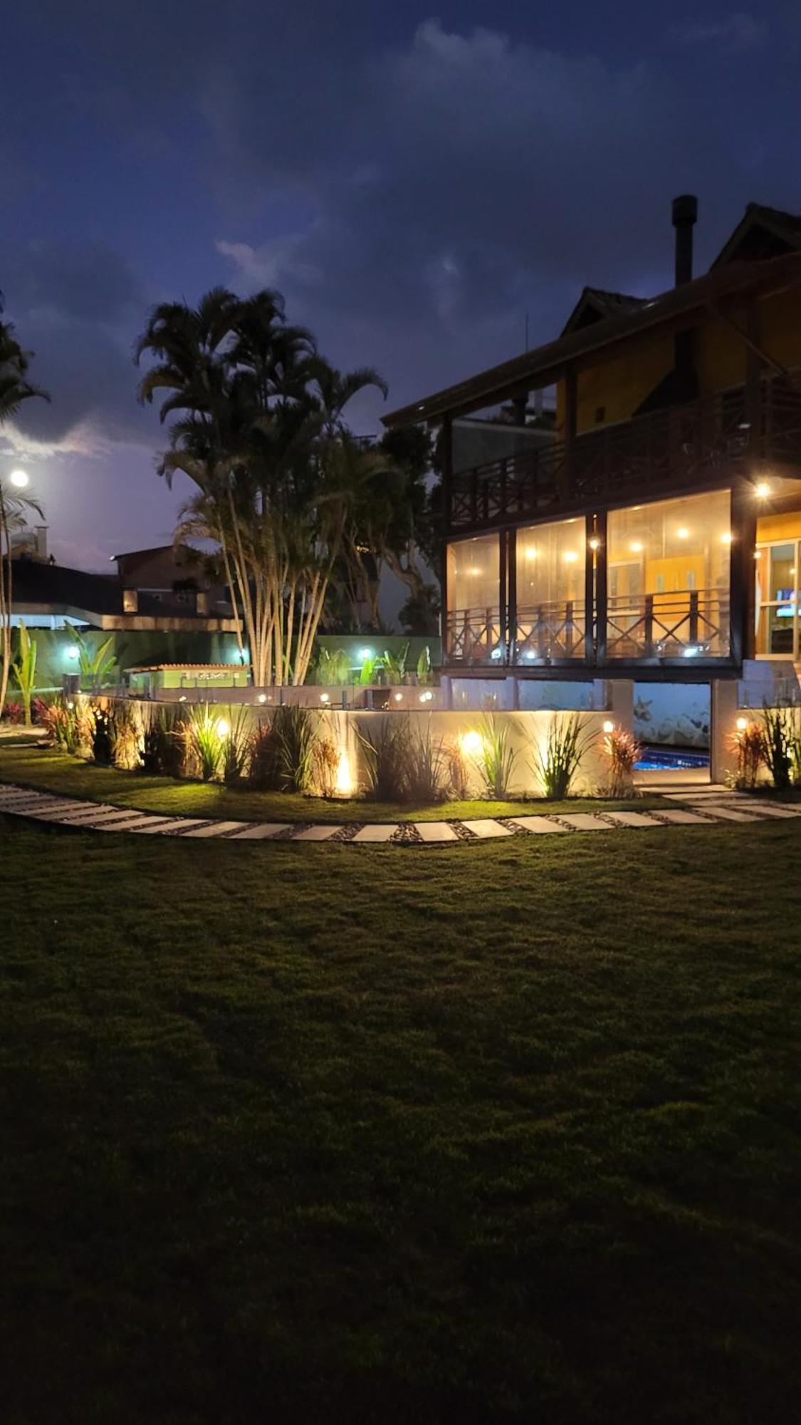 Apart Hotel Beira Do Mar ฟลอเรียนอโปลิส ภายนอก รูปภาพ