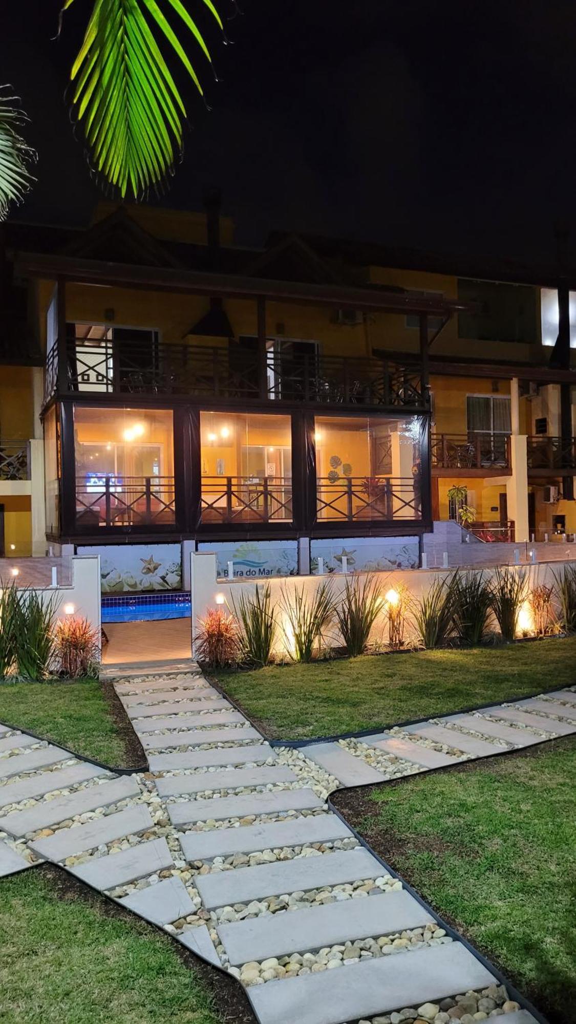Apart Hotel Beira Do Mar ฟลอเรียนอโปลิส ภายนอก รูปภาพ